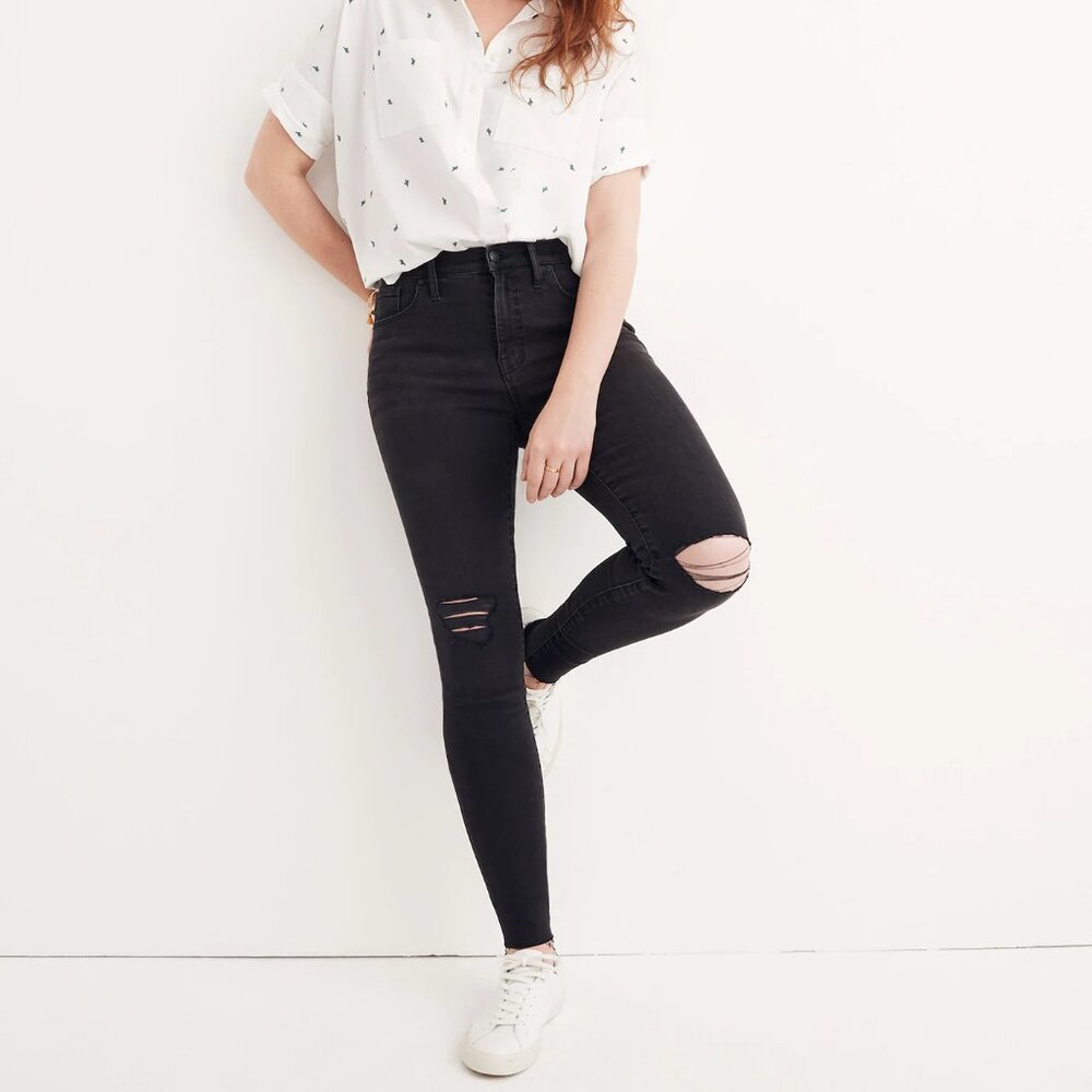 Madewell Jeans Women 25 Faded Black Sea 9" Mid Rise Skinny Distressed Raw Hem
